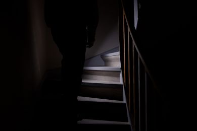 Gerhard Krieger: Dunkle Treppe